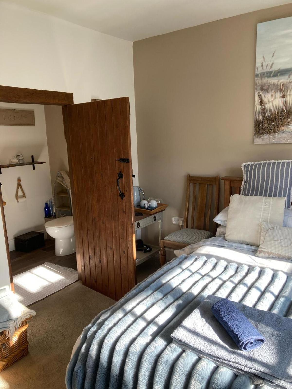 Guest Suite At 31 Little England Milborne Saint Andrew Kültér fotó